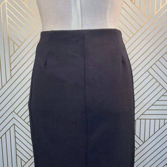 MM Lafleur The Noho Skirt in Brown Truffle - Picture 8 of 11